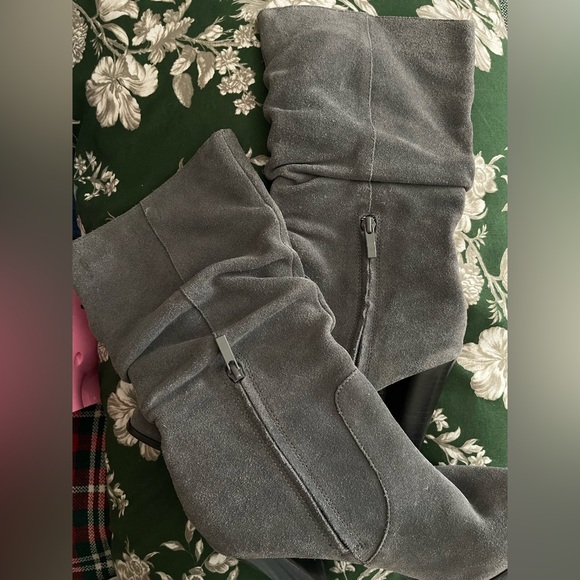 Suede Heeled Boots - Picture 4 of 6